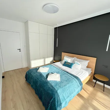Apartment Aleksandra *
