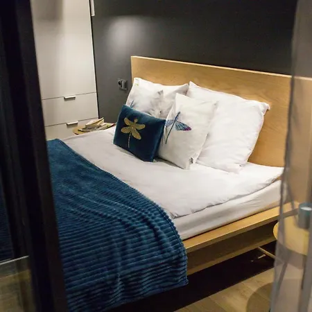 Aleksandra Lägenhet *